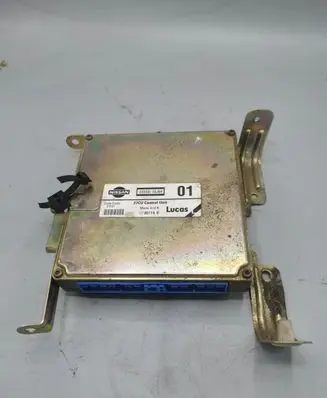 Nissan X-Trail T30 Engine control unit/module 2371070J64 80114E