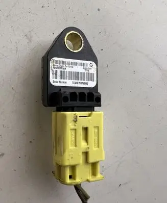 Dodge Nitro Airbag deployment crash/impact sensor P04896065AA 39754C