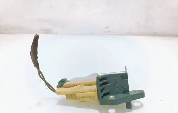 Volkswagen PASSAT B6 Airbag deployment crash/impact sensor 3C0909606