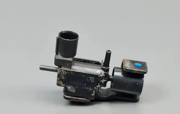 Honda CR-V Vacuum valve 1846004700