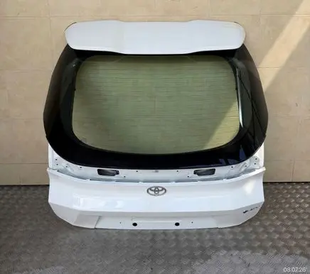 Toyota C-HR II Tailgate/trunk/boot lid