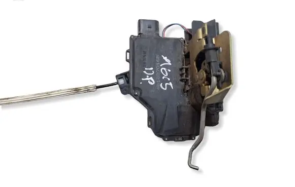 Audi A6 S6 C5 4B Front door lock 4B1837016B