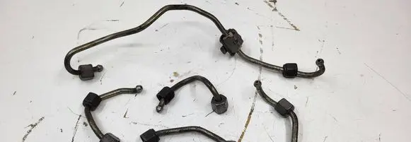 Ford Mondeo MK IV Fuel line pipe 833541