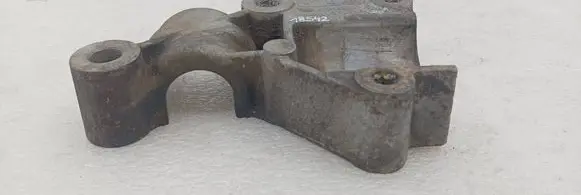 Peugeot 605 Sway bar bush bracket, front 9613498380