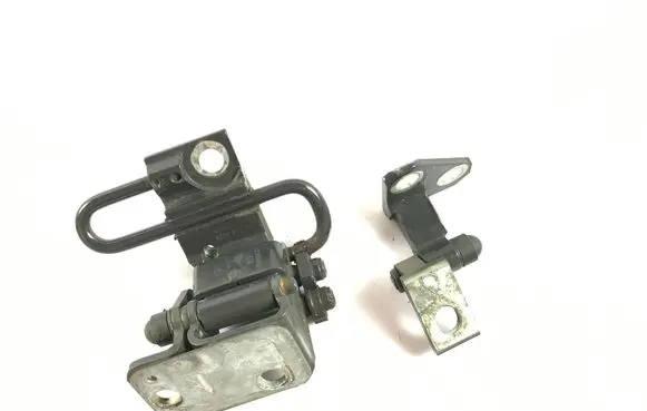 Volkswagen PASSAT CC Rear door hinge set 3C8833412B 3C4833402D A046574