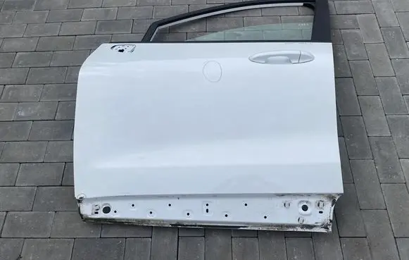Ford Puma Front door