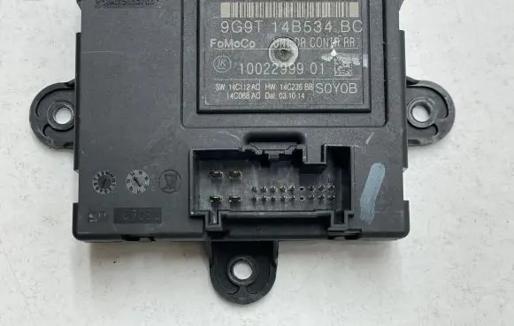 Volvo V70 Door control unit/module 1002299901 9G9T14B534BC