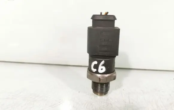 Fuel pressure sensor