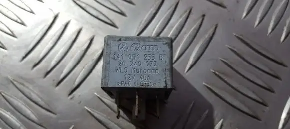 Volkswagen Golf IV Other relay 141951253b 20240072
