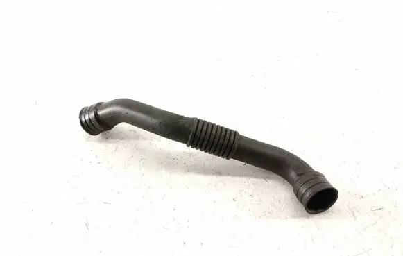 Volkswagen PASSAT B5.5 Breather hose/pipe 038103493AD