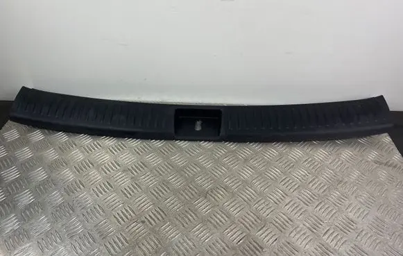 KIA Sorento Trunk/boot sill cover protection