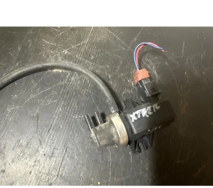 Nissan X-Trail T30 Turbo solenoid valve 14956
