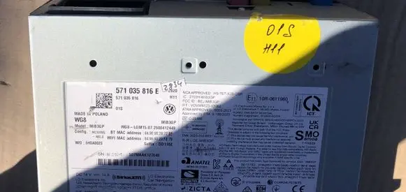 Volkswagen Tiguan Navigation unit CD/DVD player 571035816E