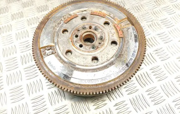 Citroen C4 III e-C4 Flywheel C1051043