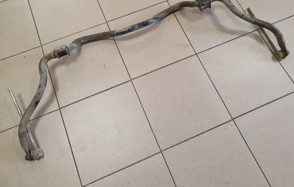 Toyota Urban Cruiser (XP110) Front anti-roll bar/sway bar