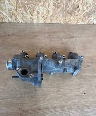 Ford Galaxy Intake manifold 16100011