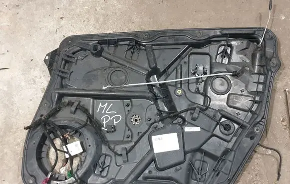 Mercedes-Benz ML W166 Front window lifting mechanism without motor A1667200279