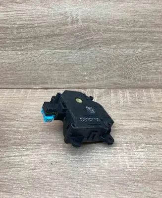 Toyota Prius (XW30) Air flap motor/actuator 0638000181 447012V6L WITHPLUG