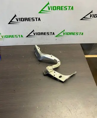 Honda HR-V Engine bonnet/hood hinges