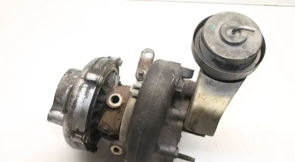 Toyota Corolla Verso E121 Turbo 172010R021