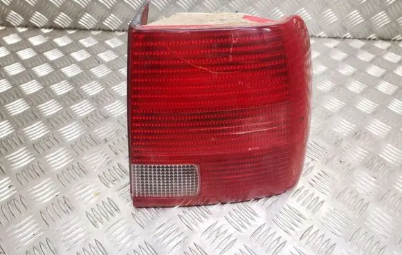 Volkswagen PASSAT B5 Rear/tail lights