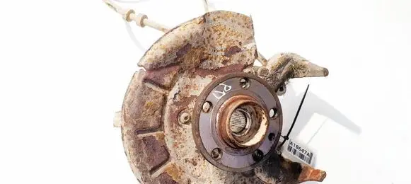 Volkswagen Polo IV 9N3 Front wheel hub
