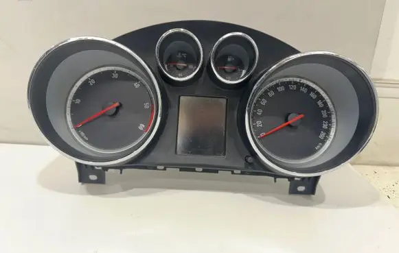 Opel Insignia A Speedometer (instrument cluster) 13327317 A2C53370227