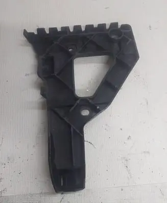 Audi A6 S6 C6 4F Front bumper mounting bracket 13672 4F0807228