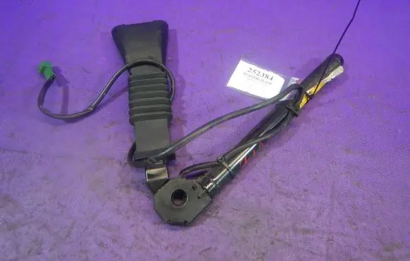Opel Zafira A Front seatbelt buckle