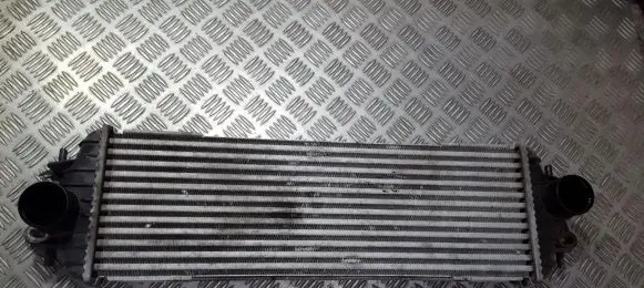 Opel Vivaro Intercooler radiator 7700312903 868926Q