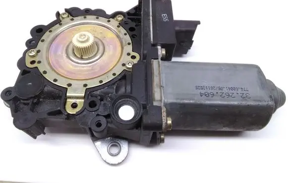 Peugeot 807 Rear door window regulator motor 32262604