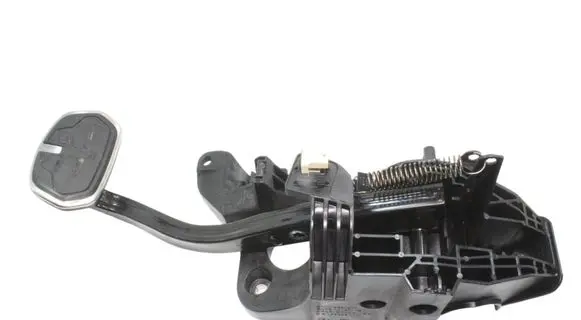 BMW 1 F40 Brake pedal 6888752