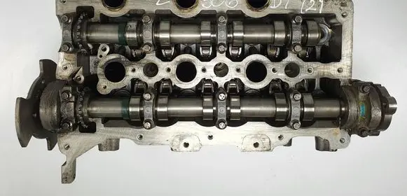 Jaguar XF X250 Engine head 