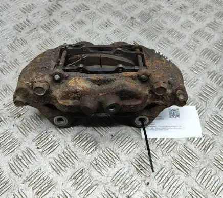 Toyota Hilux (AN10, AN20, AN30) Front brake caliper 477500K071