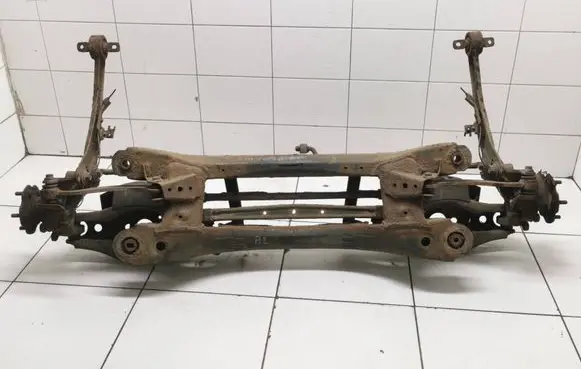 Toyota Auris E180 Rear subframe 