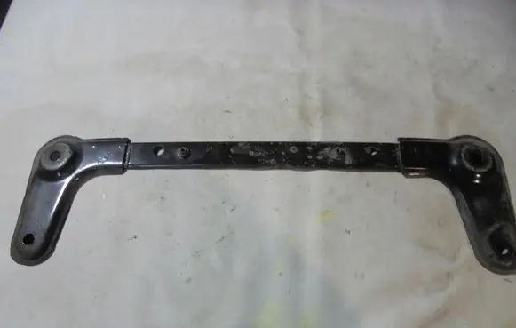 Renault Clio IV Bottom radiator support slam panel 