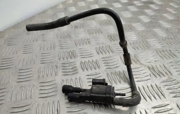 Mercedes-Benz A W176 Turbo solenoid valve 0025407097