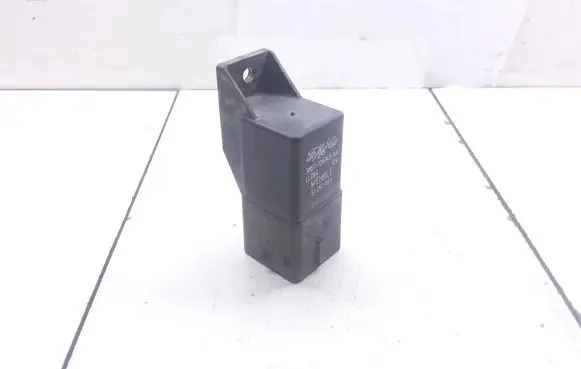 Volvo V50 Glow plug pre-heat relay 3M5T12A343AA 51252003