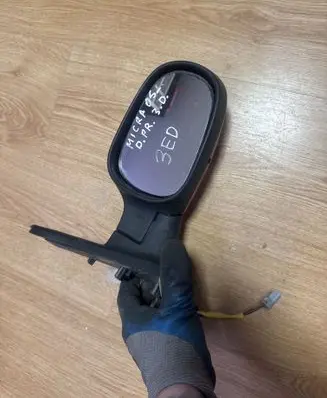 Nissan Micra Front door electric wing mirror 011031 021031
