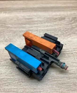 Renault Trafic III (X82) Fuse module 9647281