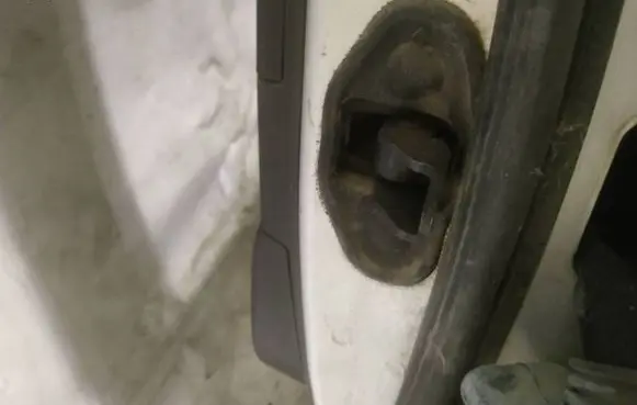 Opel Insignia A Rear door check strap stopper