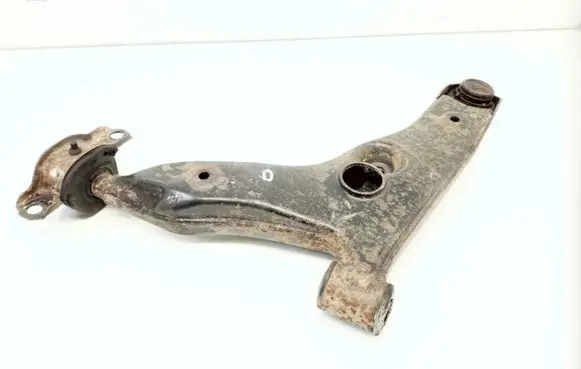 Mitsubishi Space Star Front lower control arm/wishbone