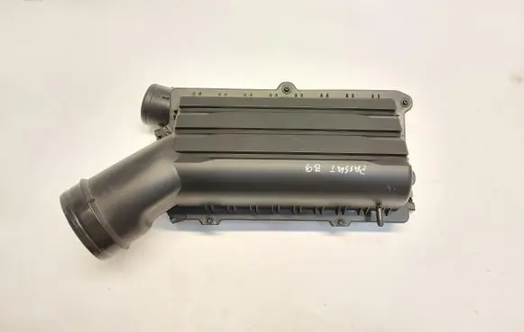 Volkswagen PASSAT B9 Air filter box 05E129607AJLK01