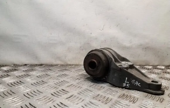 Volkswagen PASSAT B5 Rear axle beam mounts housing 8E0501522G