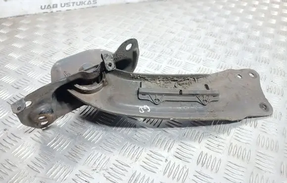 Volkswagen PASSAT B7 Rear upper control arm/wishbone 3C0505130B