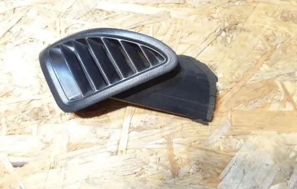 Infiniti G20 Dashboard side air vent grill/cover trim 687412J900