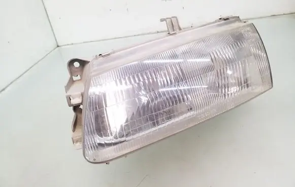 Mazda 323 Headlight/headlamp 203115B