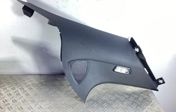 Mercedes-Benz GLC X253 C253 (D)pillar trim (top) A2536901925 A2536902325