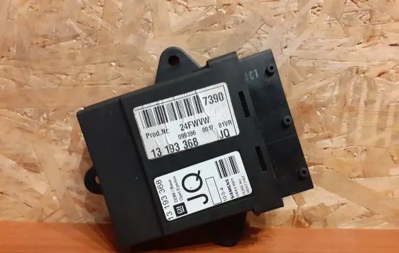 Opel Vectra C Door control unit/module 1782 13193368