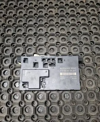 Mercedes-Benz C W204 Door control unit/module 2198200726 SW4004 00005030